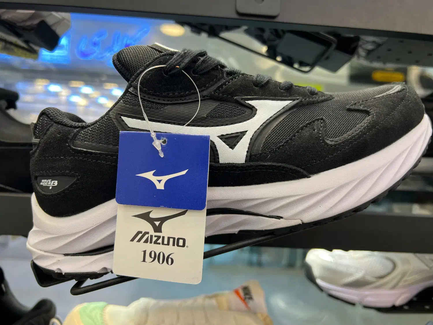 کتونی ویتنام حرفه ای مستر|کیف، کفش، کمربند|قشم, |دیوار