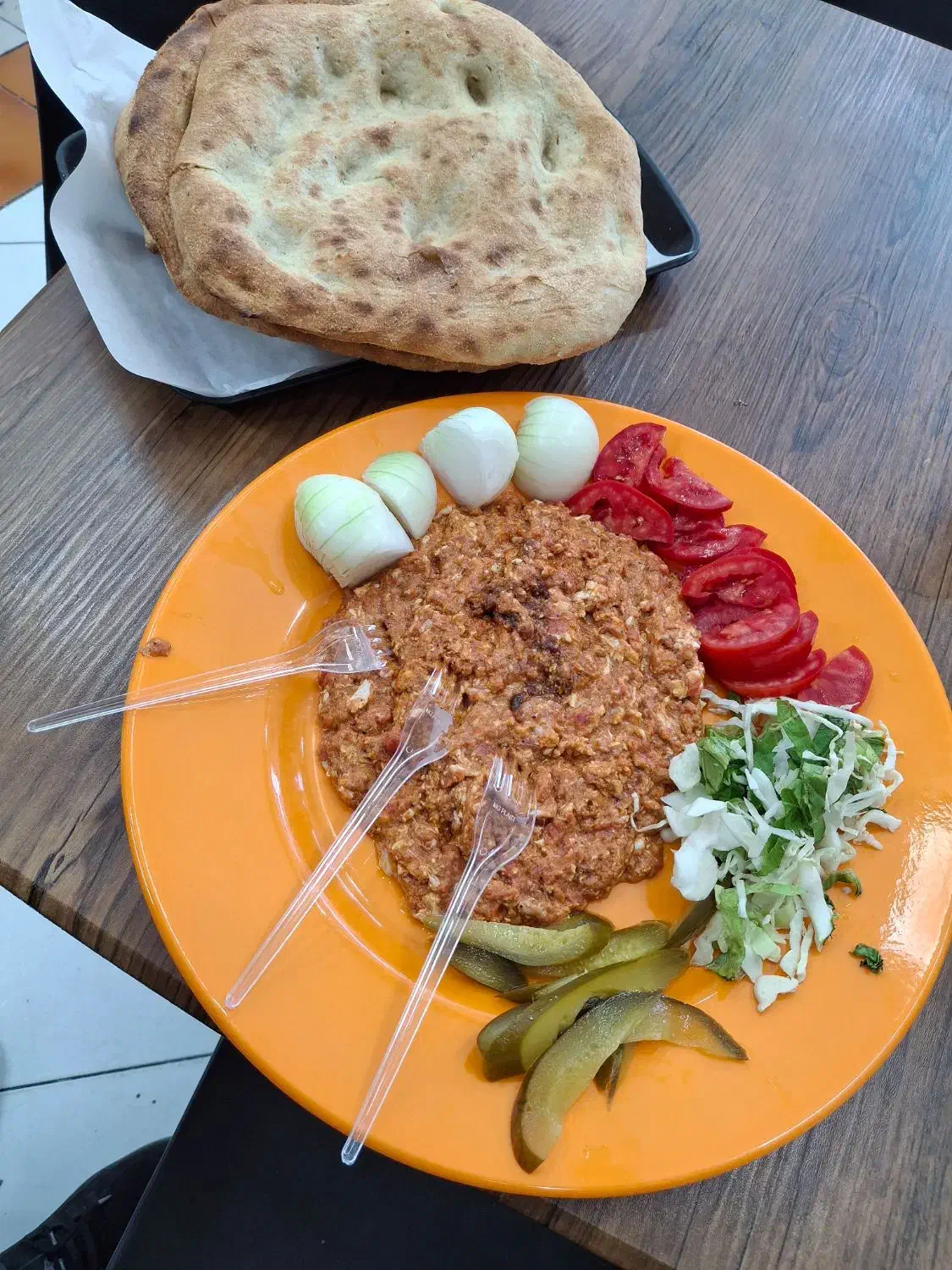 استخدام ساندویچی|استخدام خدمات فروشگاه و رستوران|مشهد, هنرور|دیوار