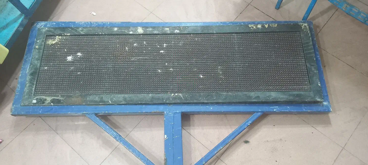 تابلو روان با پایه دو نیم متری|فروشگاه و مغازه|شهرکرد, |دیوار