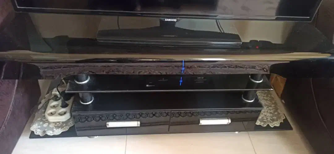 فروش بعلت جابجایی|میز تلویزیون|شیراز, شهرک گلستان|دیوار