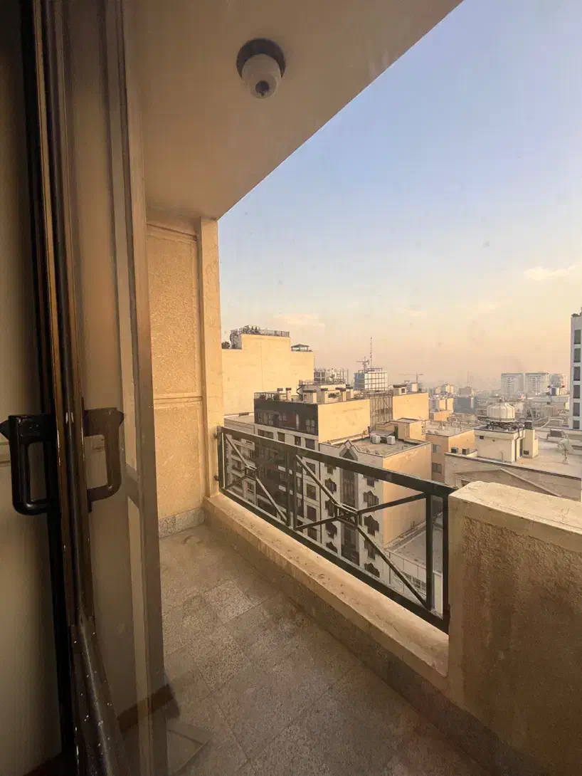 160متر ، 3خواب/ بـالای کـاج ( ویـو )