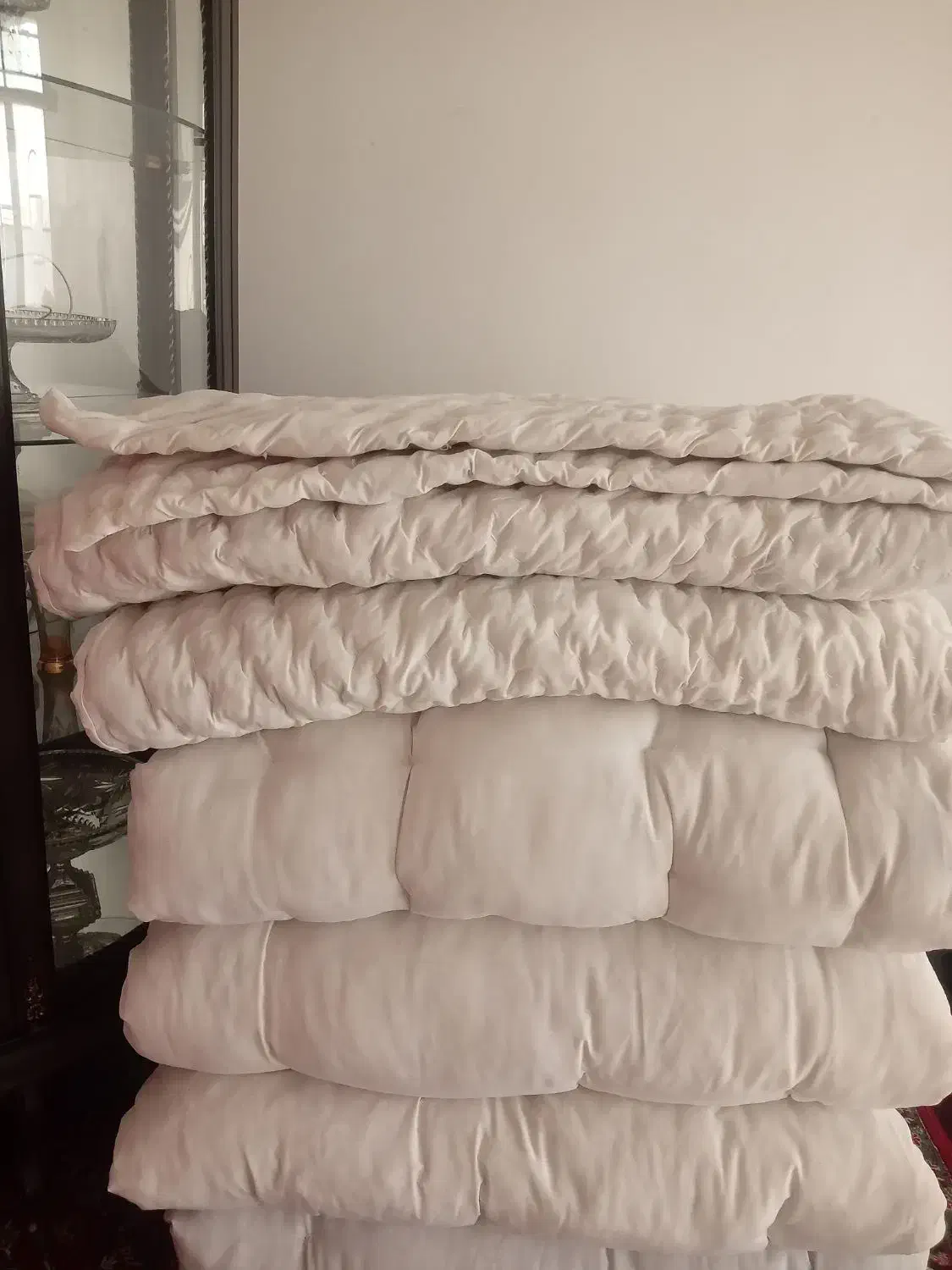 تشک|تشک تختخواب|خوی, |دیوار