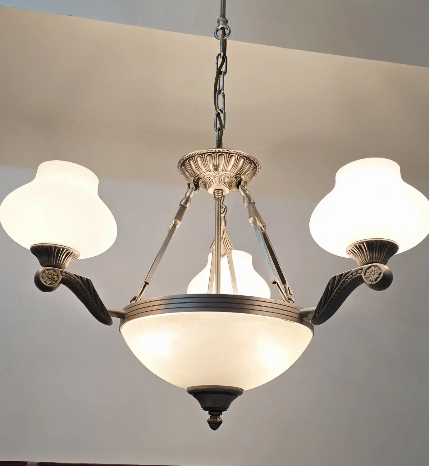 ۲ جفت لوستر برنز مجلل ۳شاخه (از هر مدل ۲ عددموجود)|لوستر و چراغ آویز|تهران, اقدسیه|دیوار