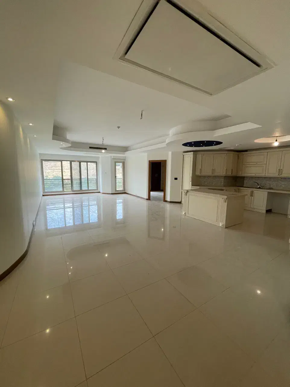 فروش واحد ۱۵۰ متری خوش نقشه|فروش آپارتمان|تهران, امامت|دیوار