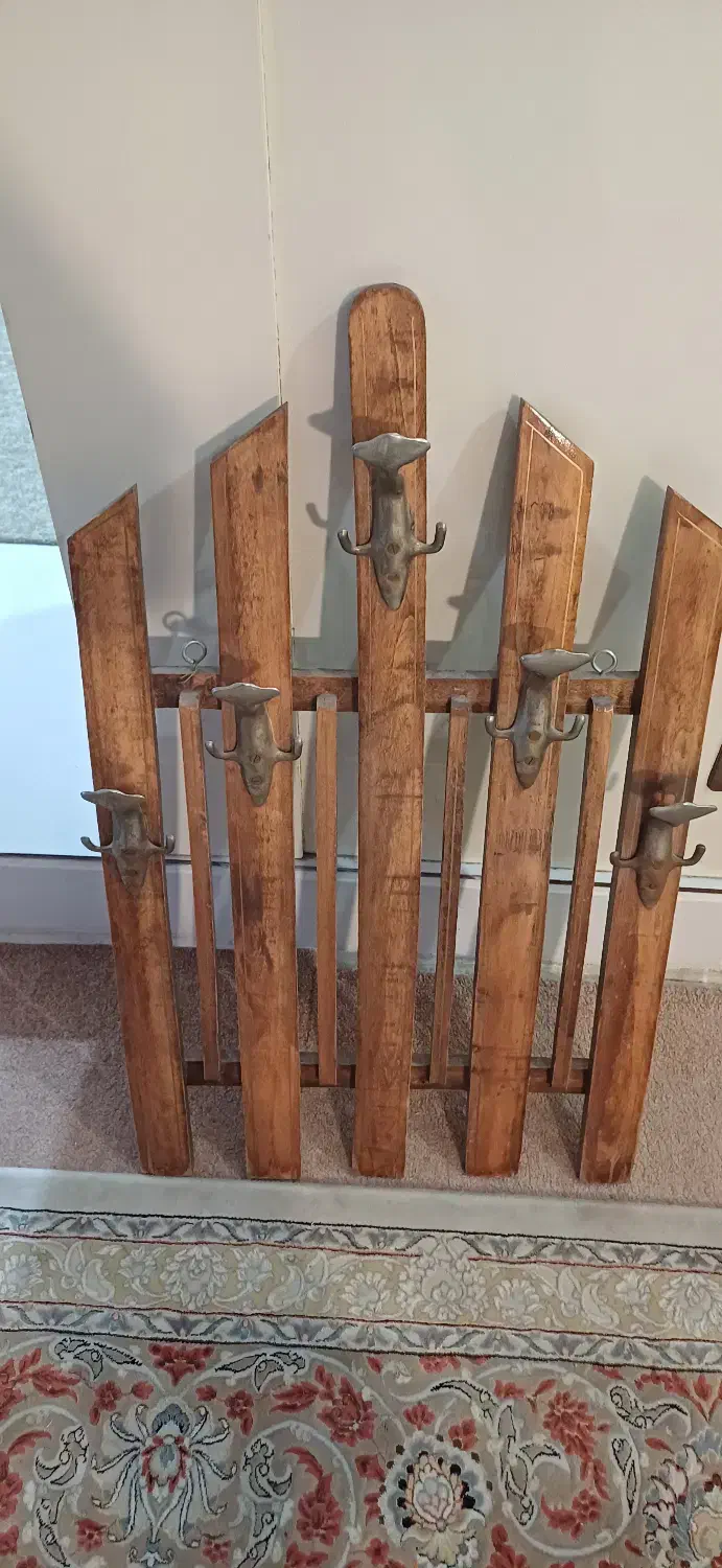 رخت آویز|بندرخت و رخت‌آویز|دوگنبدان, |دیوار