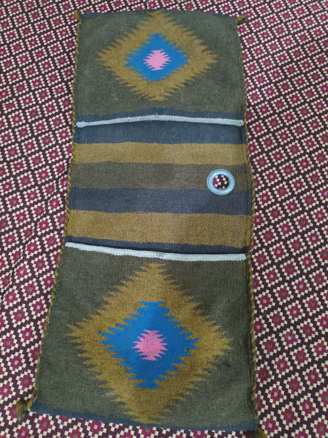 خورجین|گلیم، جاجیم، گبه|قم, سعادتی|دیوار