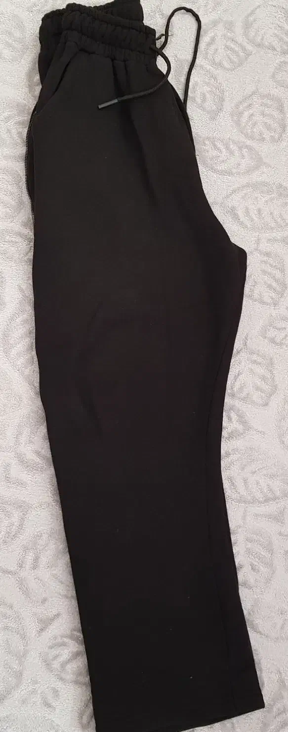 دورس و شلوار|لباس|یاسوج, |دیوار