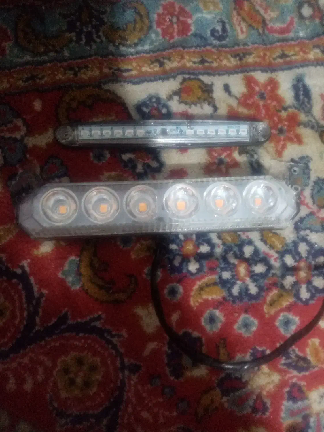 چراغ پلیسی و زرد|لامپ و چراغ|سبزوار, مدرس|دیوار