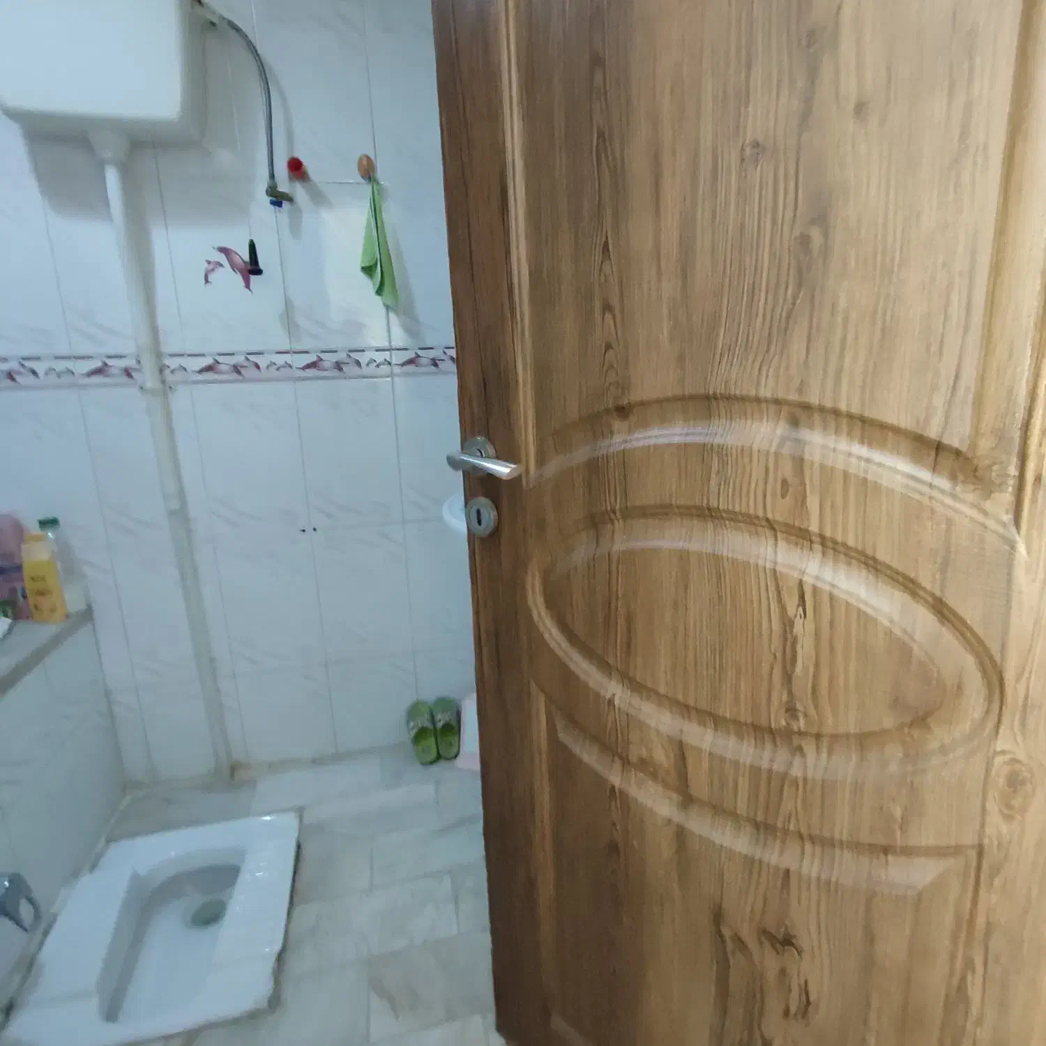 ۷۳ متر بدون پرتی  کوچه دنج با دسترسی خوب