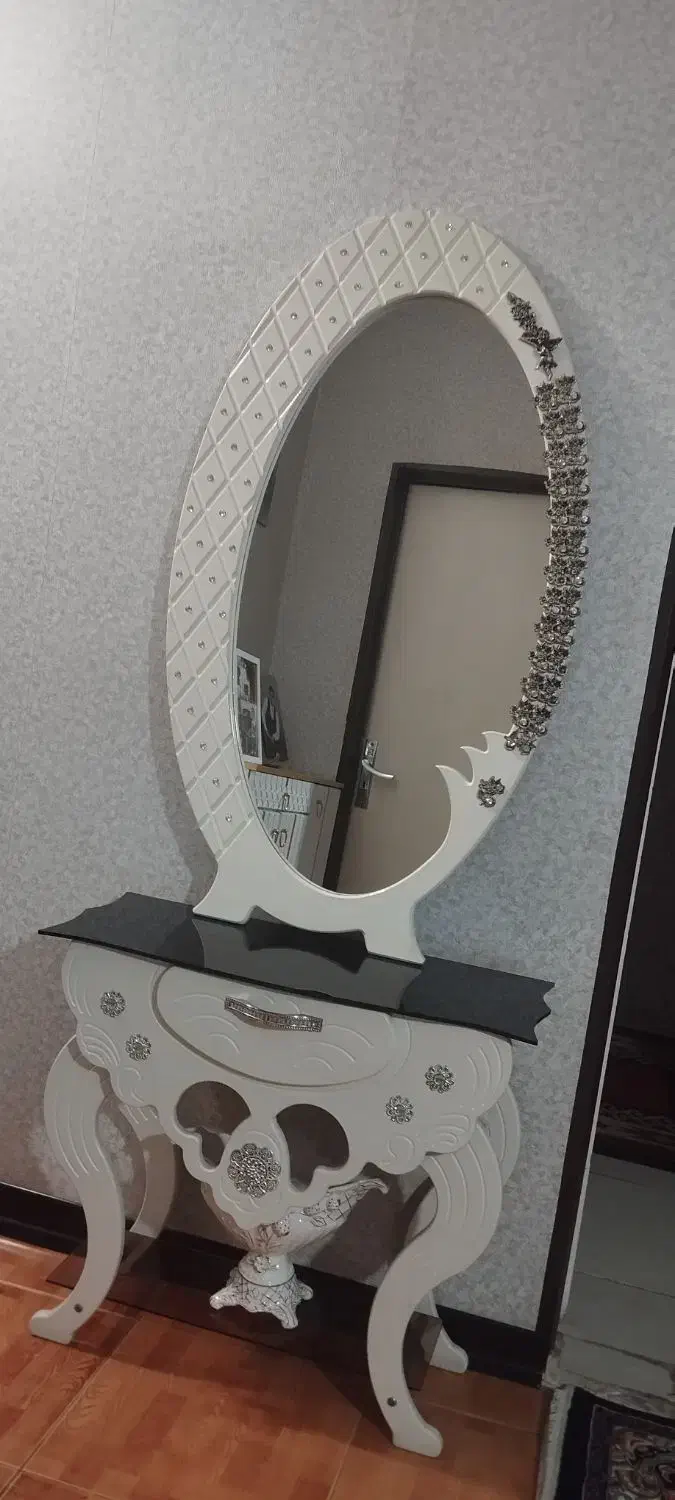 اینه ومیز|آینه|کرج, خرمدشت|دیوار