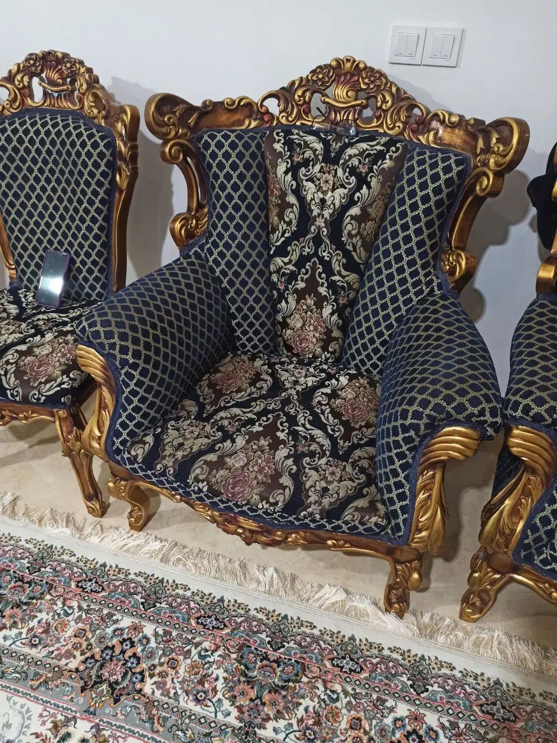 مبل سلطنتی در حد نو|مبلمان خانگی و میز عسلی|ساری, |دیوار