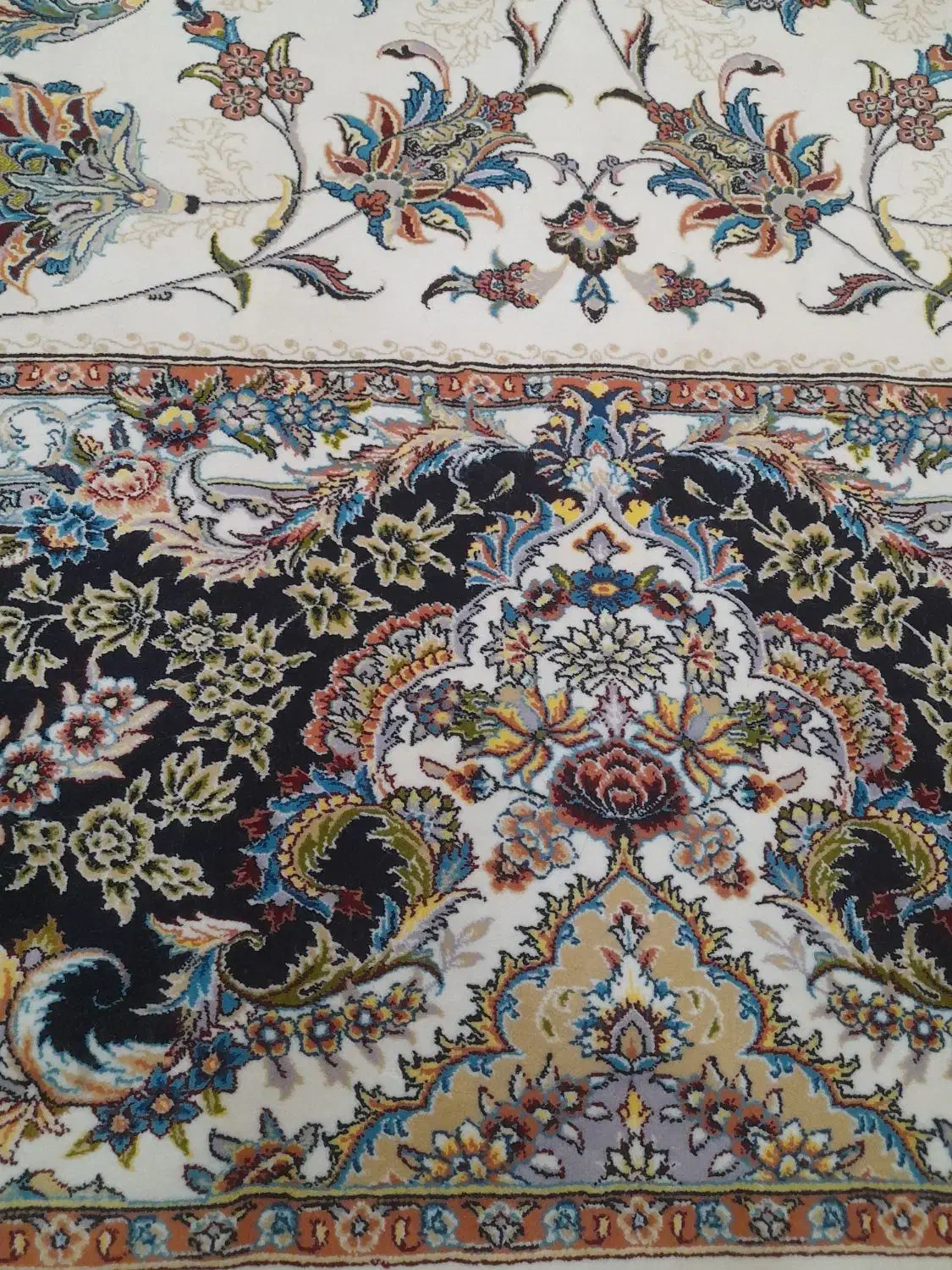 قالی نو یکیماه بیشتر پهن نبود|فرش|فولادشهر, A3|دیوار