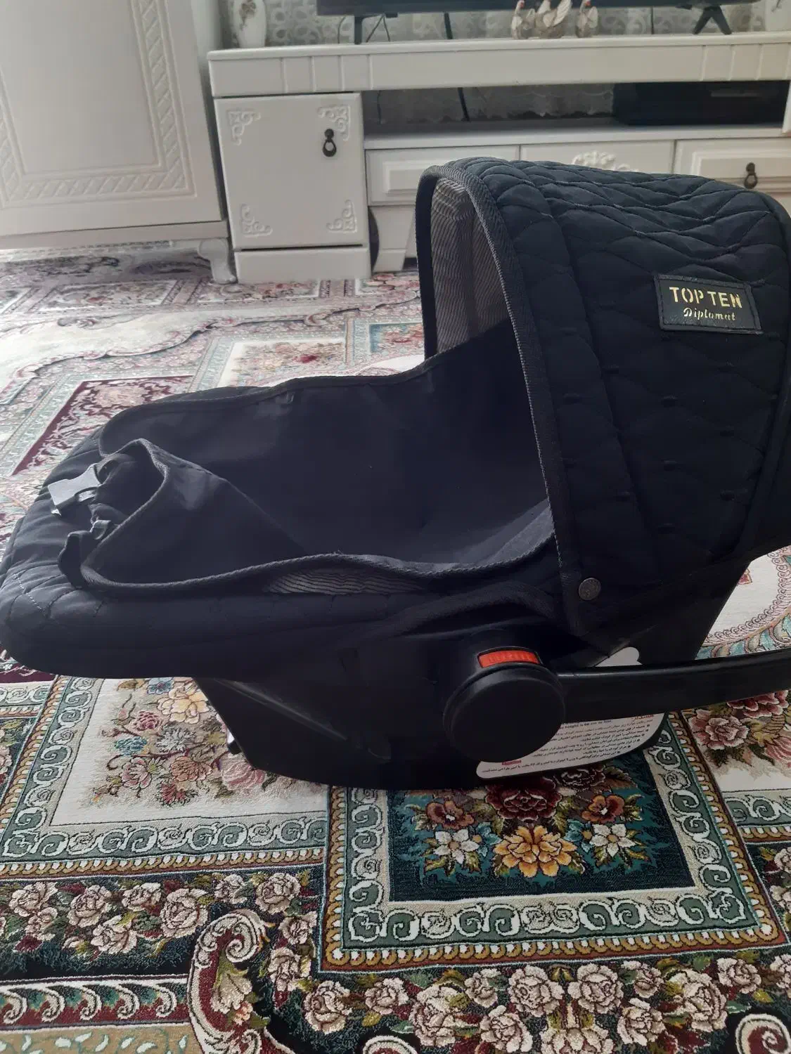 کریر|اسباب و اثاث بچه|سبزوار, باهنر|دیوار