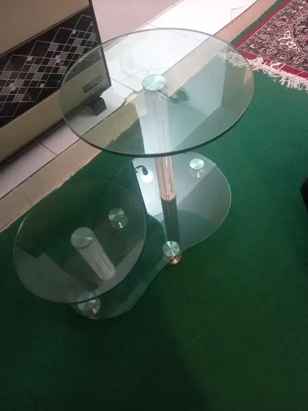 میز تلفن یا جای گلدون|میز تلفن|پرند, فاز ۴|دیوار