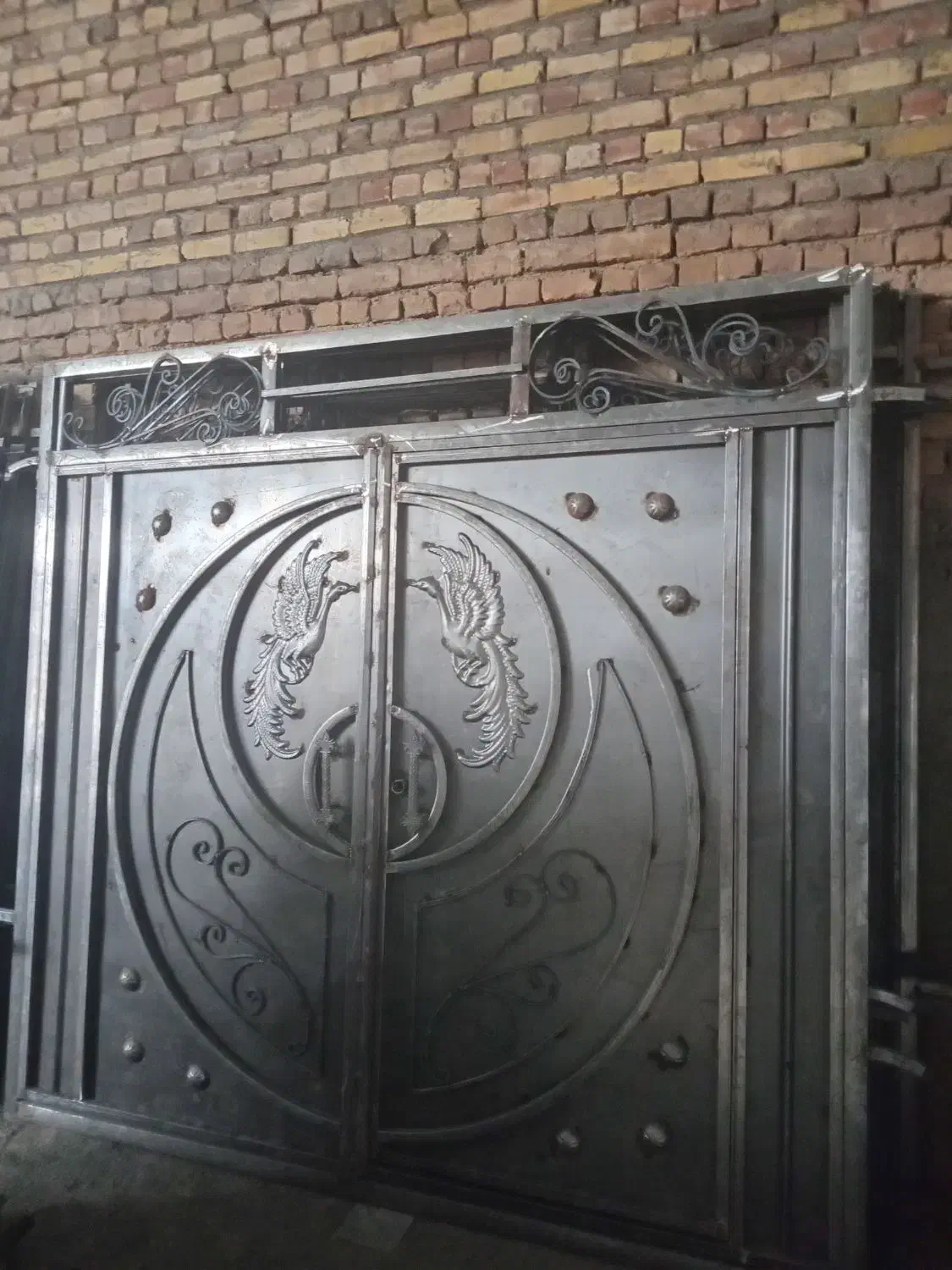 در درب آهن آهنی حیاط حیاطی باغ باغی|مصالح و تجهیزات ساختمان|تربت جام, حافظ|دیوار