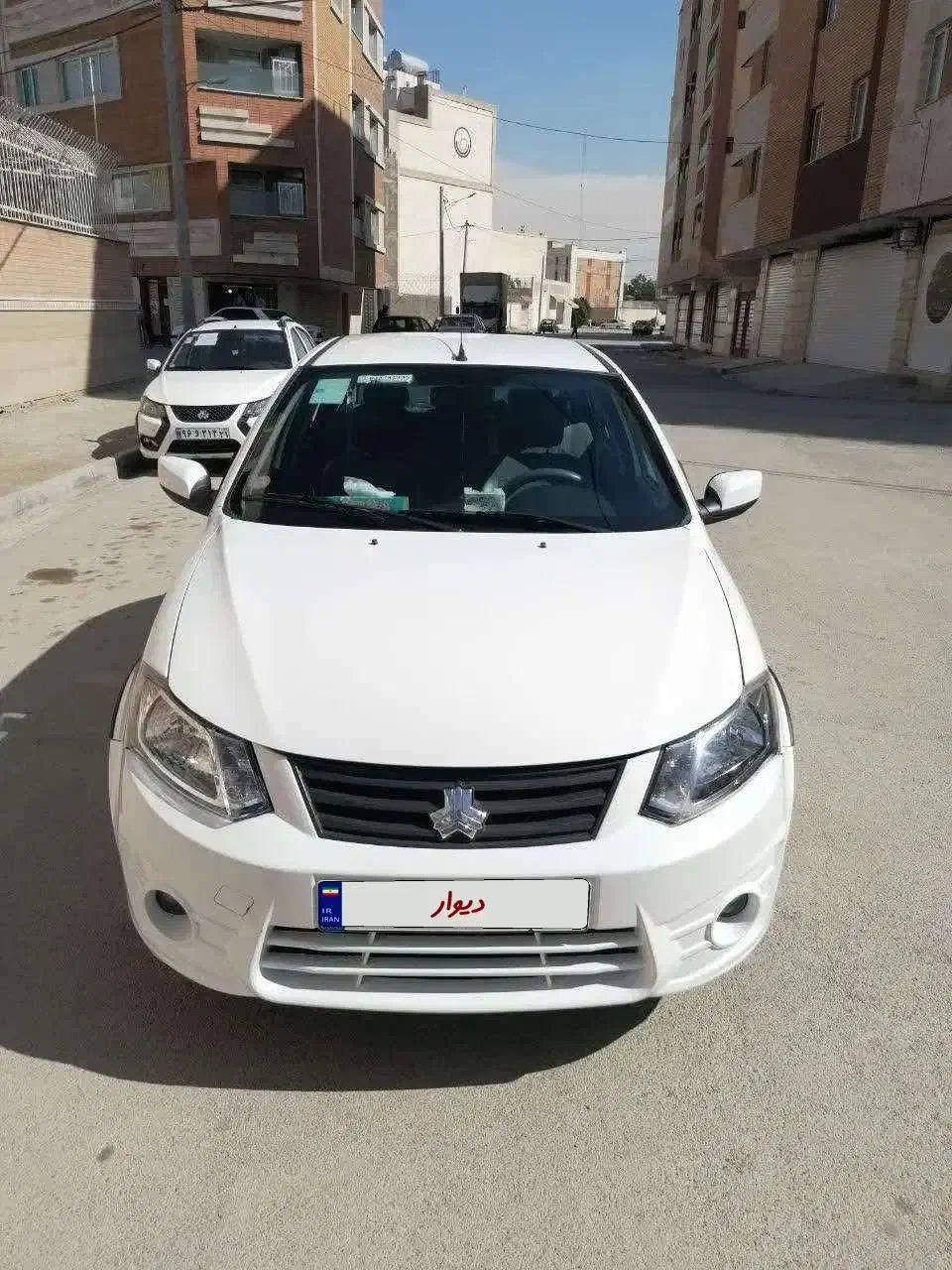 ساینا ۴۰۱|خودرو سواری و وانت|اصفهان, شهرک کوثر|دیوار