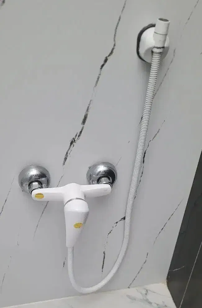 شیر روشویی و شیر توالت برلیان|لوازم سرویس بهداشتی|رشت, بوسار|دیوار