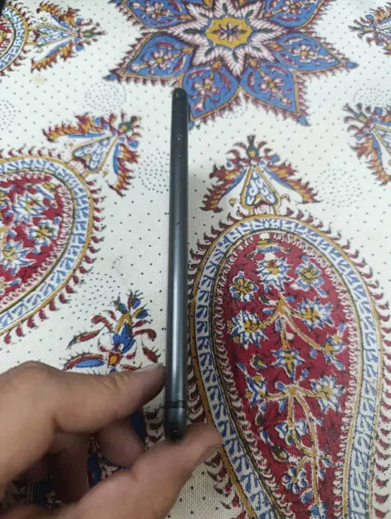 ایفون7 رنگ مشکی 32 گیگ|موبایل|تهران, فلاح|دیوار