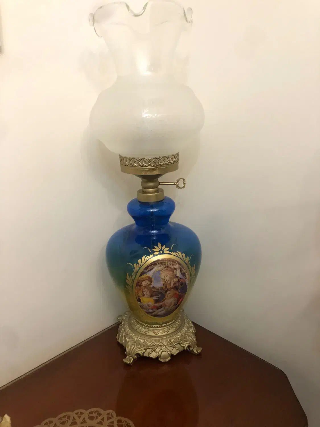 آباژور|لوستر و چراغ آویز|تبریز, |دیوار