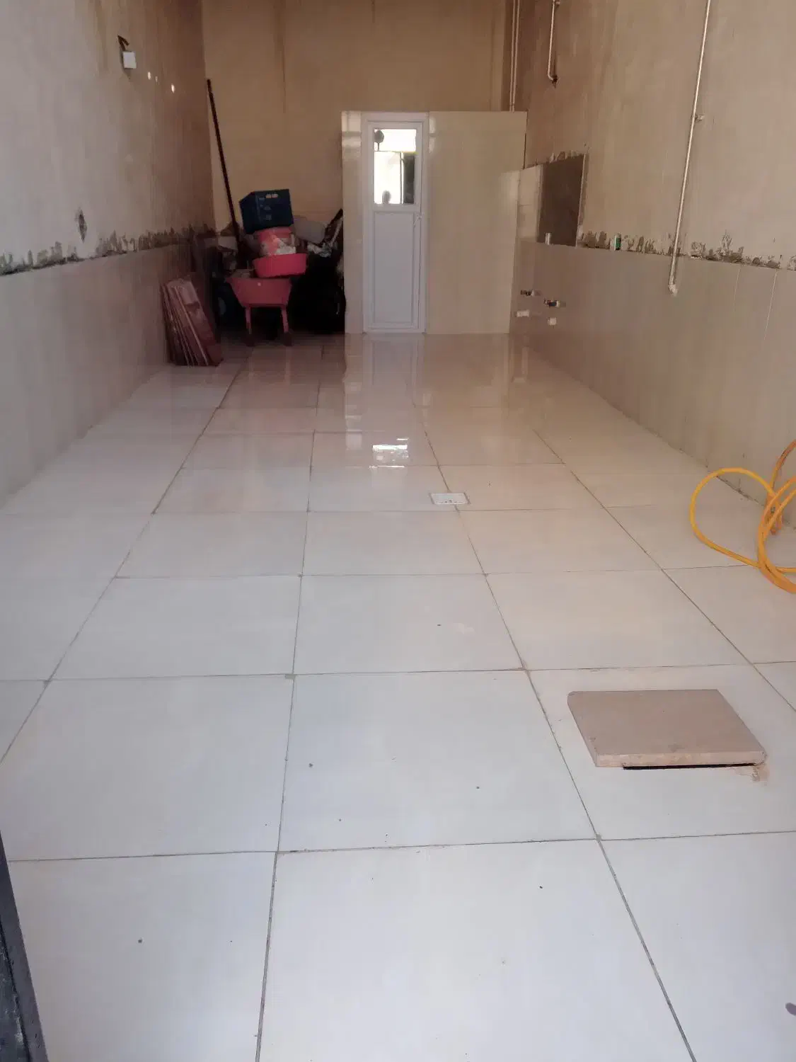 پارکینگ 40 متر با سرویس بهداشتی|فروش خانه و ویلا|نقده, |دیوار