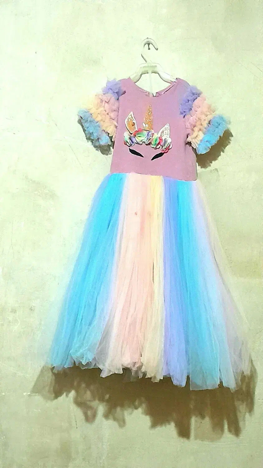 دون عروسی|لباس|خوی, |دیوار