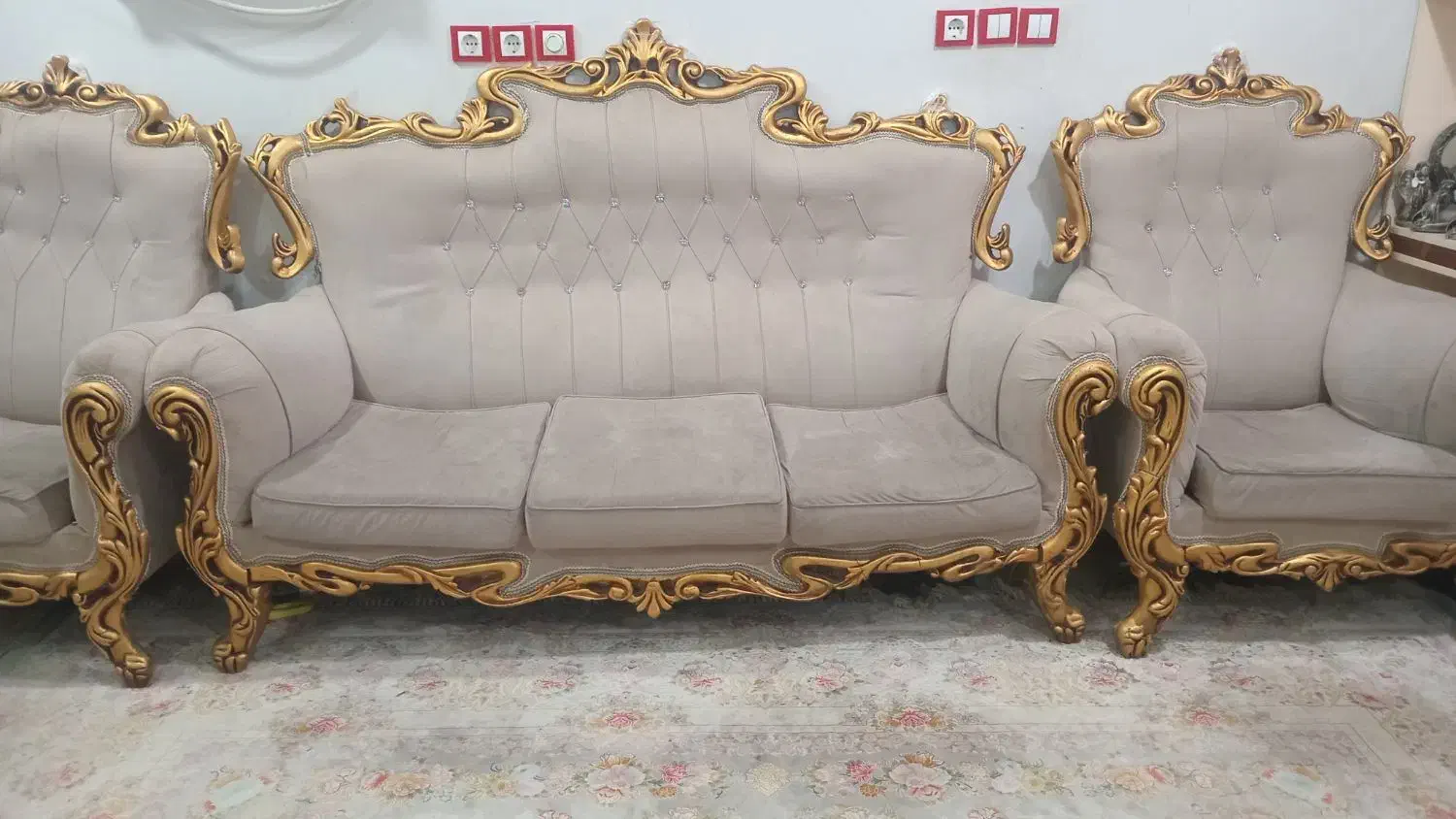 مبل۷نفره سلطنتی|مبلمان خانگی و میز عسلی|بندر ماهشهر, |دیوار