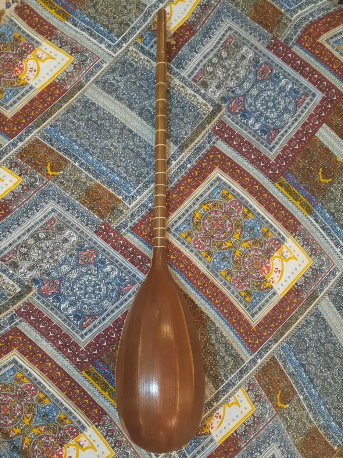 تنبور ۲ مهر براخانی|سازهای سنتی|کرمانشاه, |دیوار