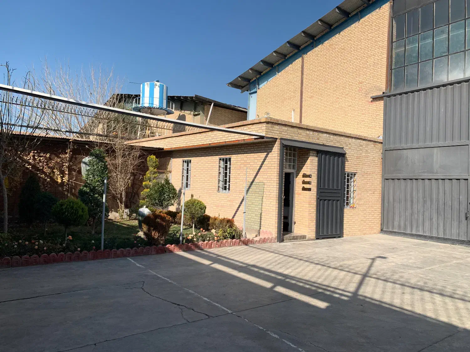 چرخکار / اتوکار / سرپرست دوخت|استخدام صنعتی، فنی، مهندسی|کهریزک, |دیوار