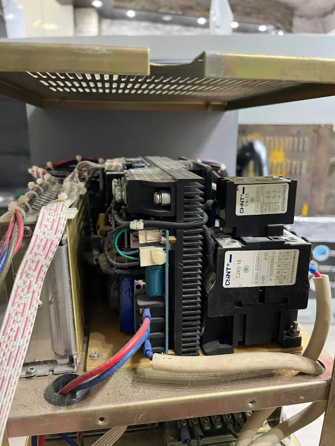 تعمیر تخصصی لیزربار لیزر موهای زائد تجهیزات زیبایی|خدمات پیشه و مهارت|آمل, |دیوار