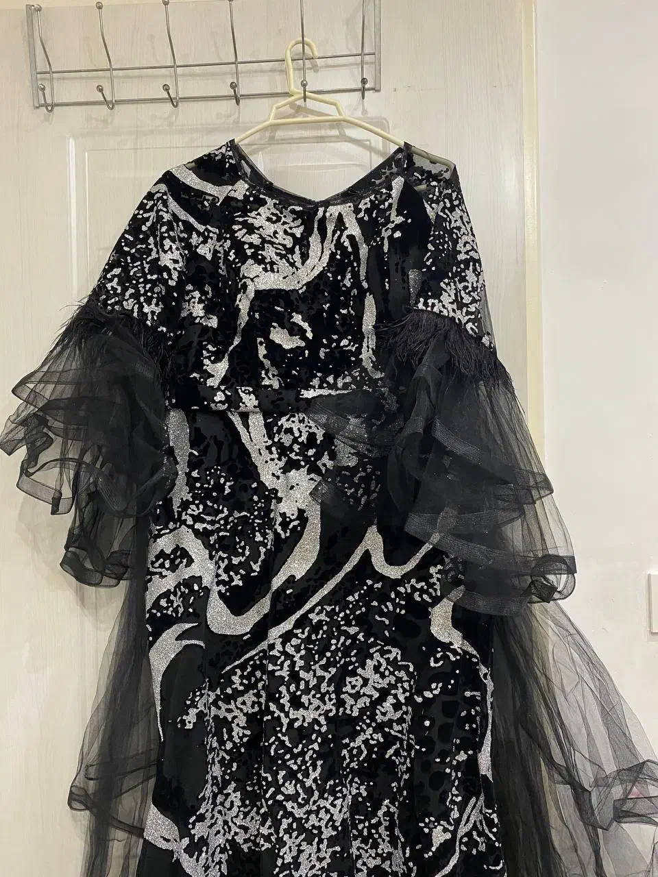 لباس مجلسی|لباس|رشت, پیرکلاچای|دیوار