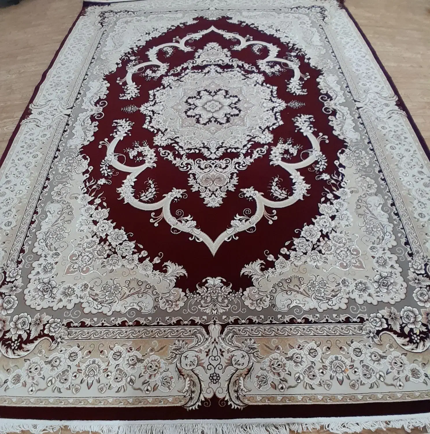 فرش 9 متری|فرش|قلقل رود, |دیوار