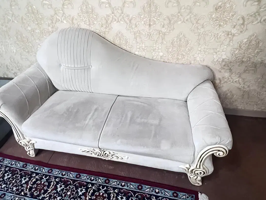 مبل ۷ نفره سلطنتی|مبلمان خانگی و میز عسلی|صدرا-فارس, فاز ۱|دیوار