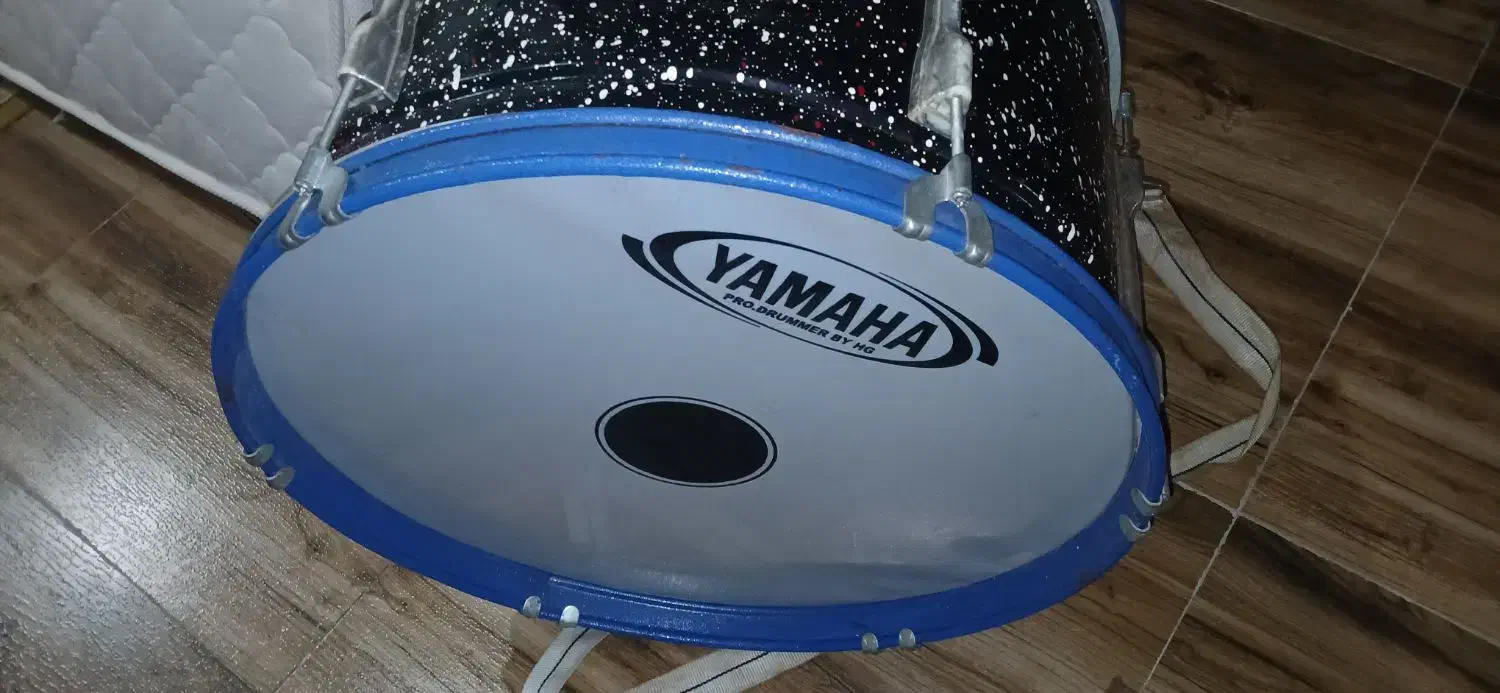 طبل محرم|درام و پرکاشن|بندر انزلی, چهارفریضه|دیوار