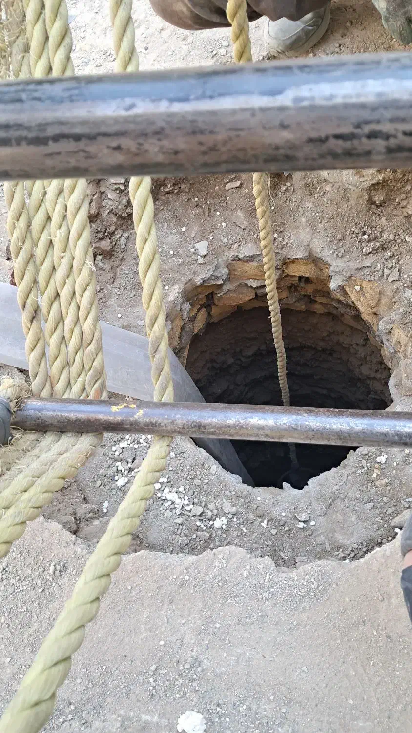 چاه کن لایروبی چاه کهنه وصل اگو تخلیه چاه|خدمات پیشه و مهارت|مشهد, طبرسی شمالی|دیوار