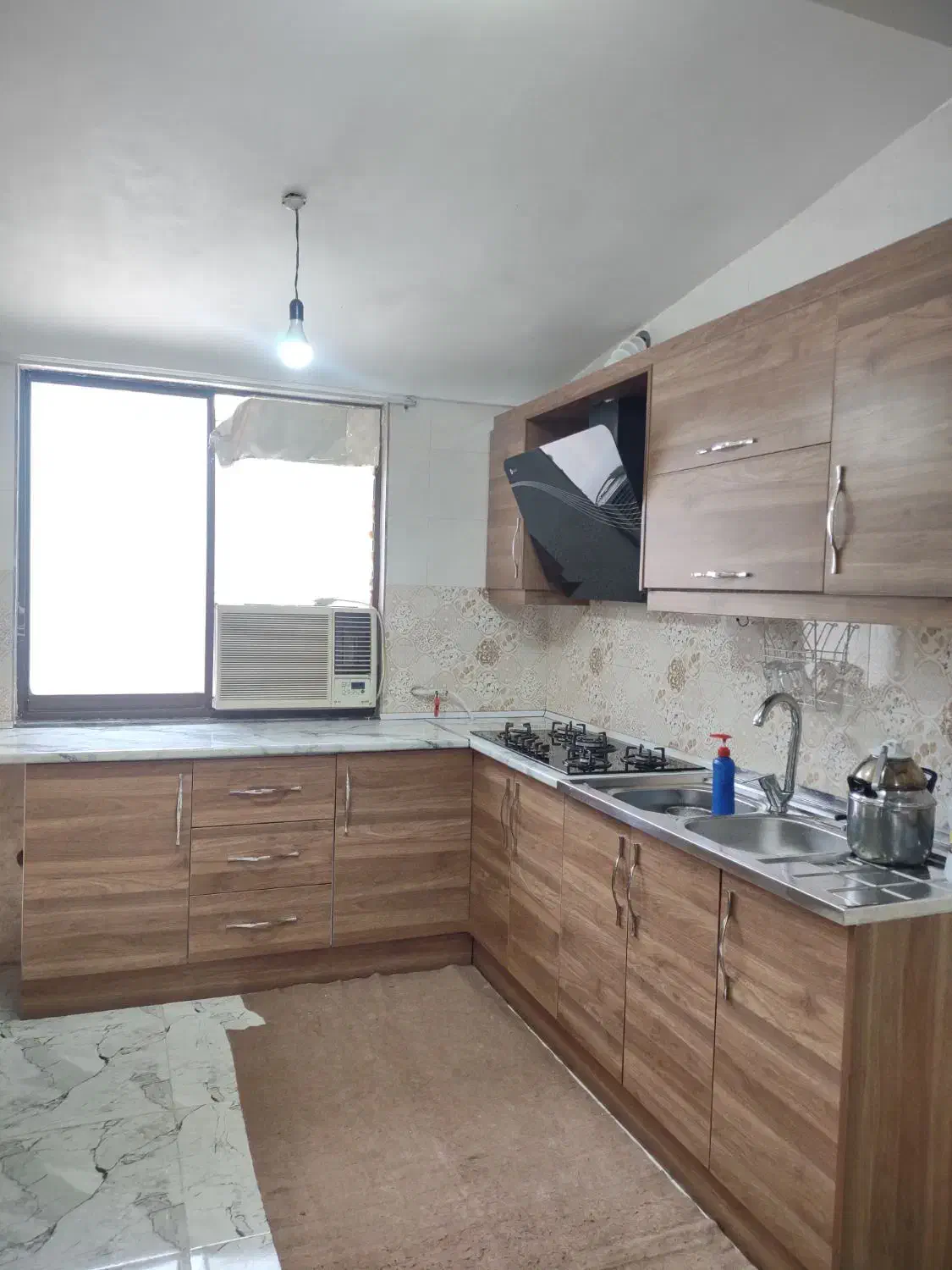 رهن و اجاره سوییت ۷۵ متری با پارکینگ دیوشل|اجارهٔ آپارتمان|لنگرود, |دیوار