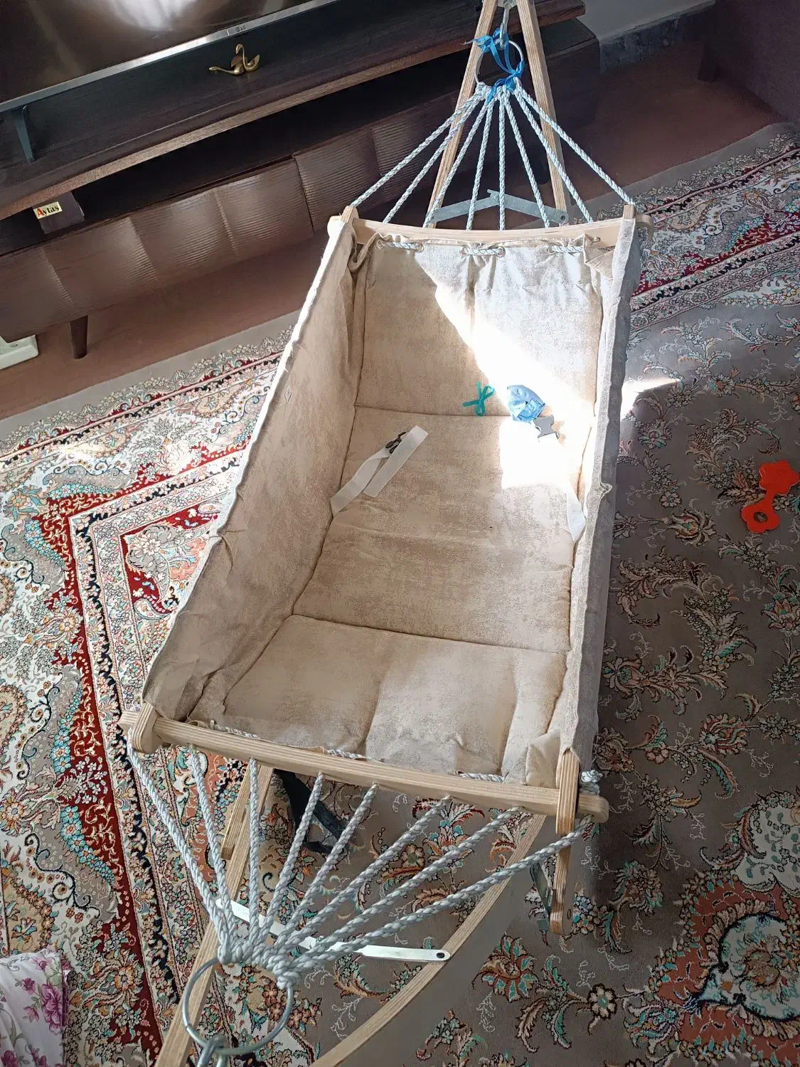 گهواره ننو|اسباب و اثاث بچه|رباطکریم, شهرک والفجر|دیوار