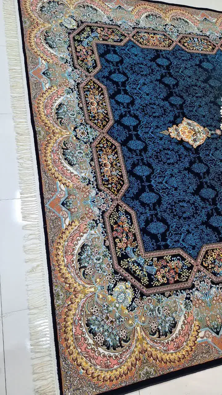 دو تخته فرش12متری700شانه هالیدی|فرش|ایلام, |دیوار