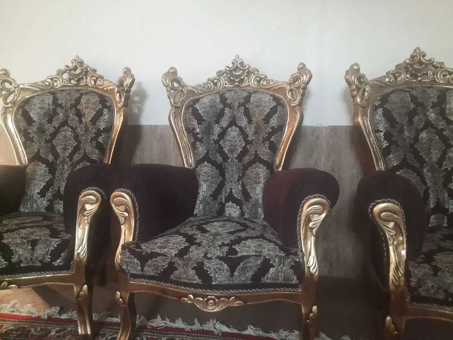 فروش مبل سلطنتی|مبلمان خانگی و میز عسلی|کازرون, |دیوار