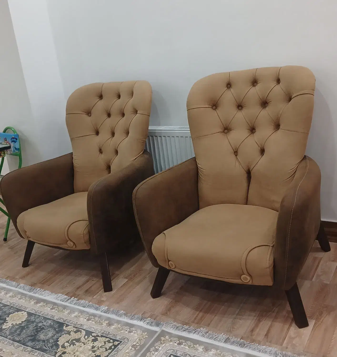 مبل ۸ نفره ،تخت خواب شو ،میز ناهار خوری ۴ نفره|مبلمان خانگی و میز عسلی|لنگرود, |دیوار