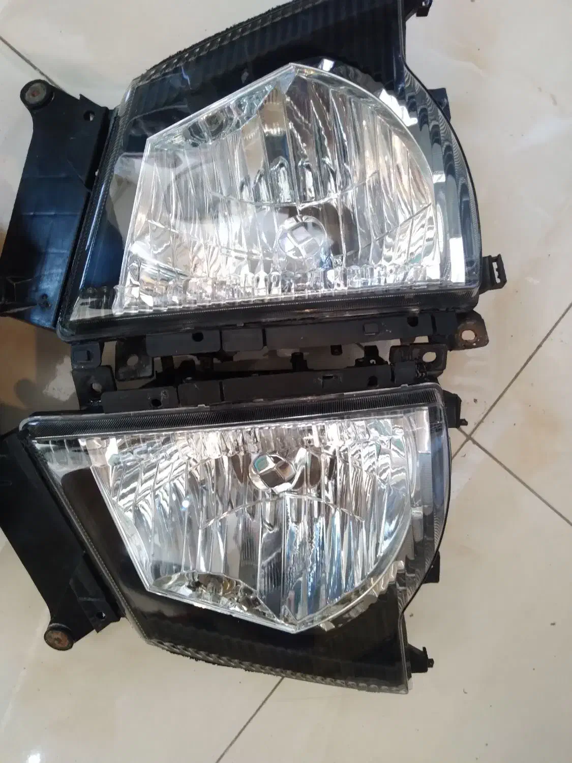 چراغ خودرو|قطعات یدکی و لوازم جانبی|قائم‌شهر, |دیوار