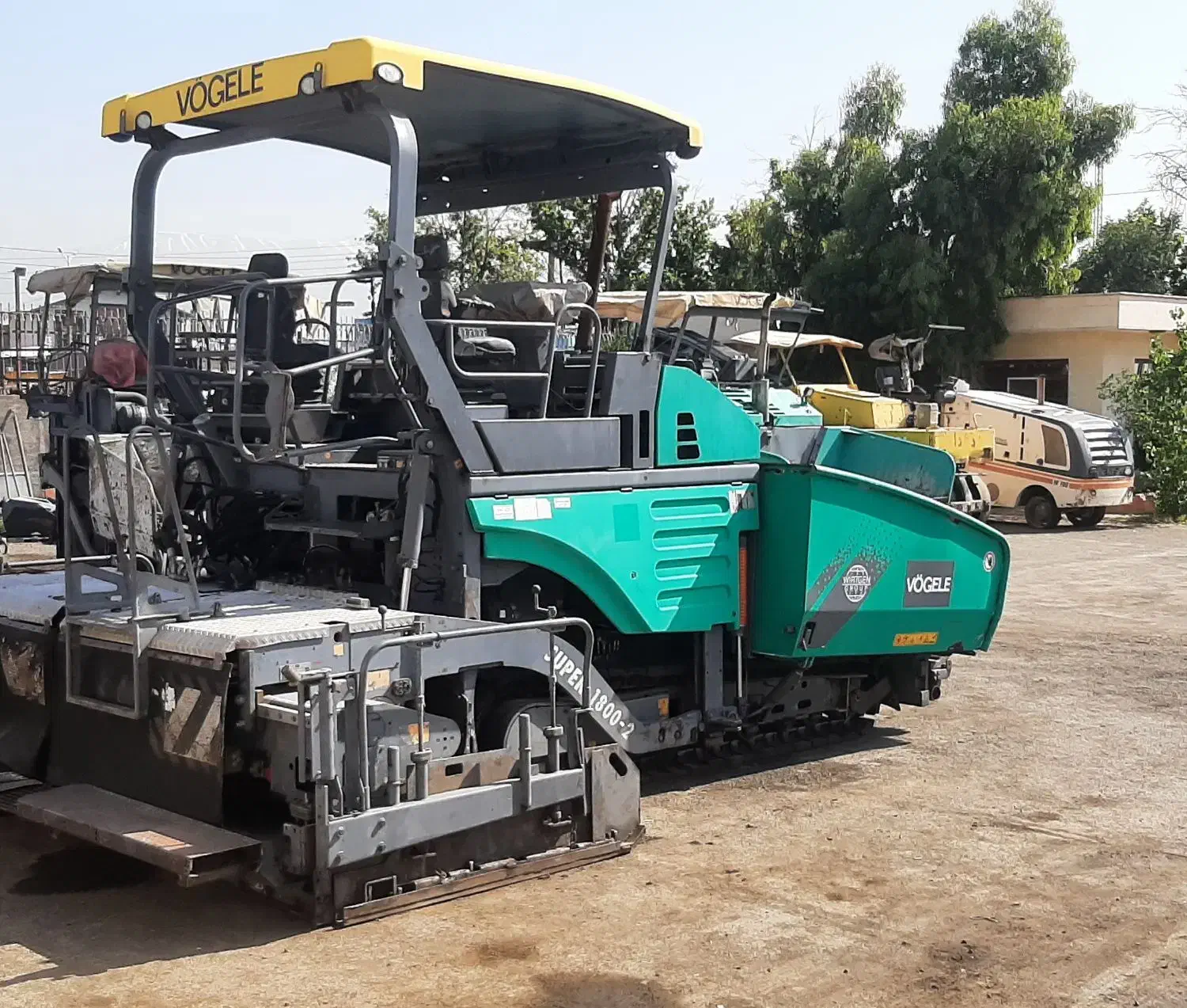 انواع فینیشر بیس،بتن،آسفالت غلطک|خودرو سنگین|چهاردانگه (تهران), |دیوار