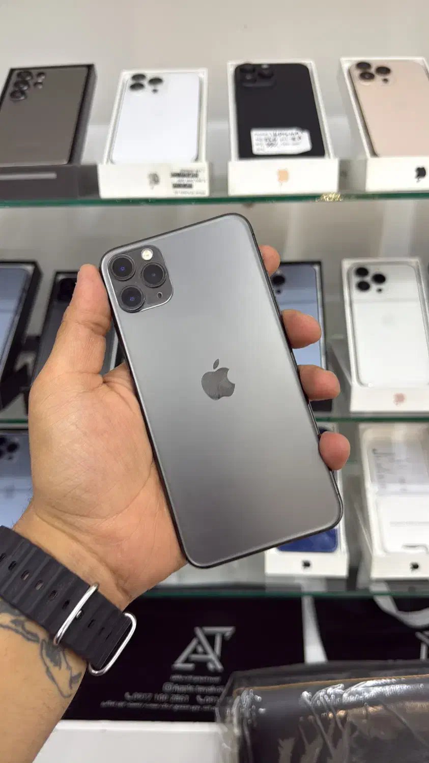 iphone 11 pro max|موبایل|شیراز, گلدشت معالیآباد|دیوار