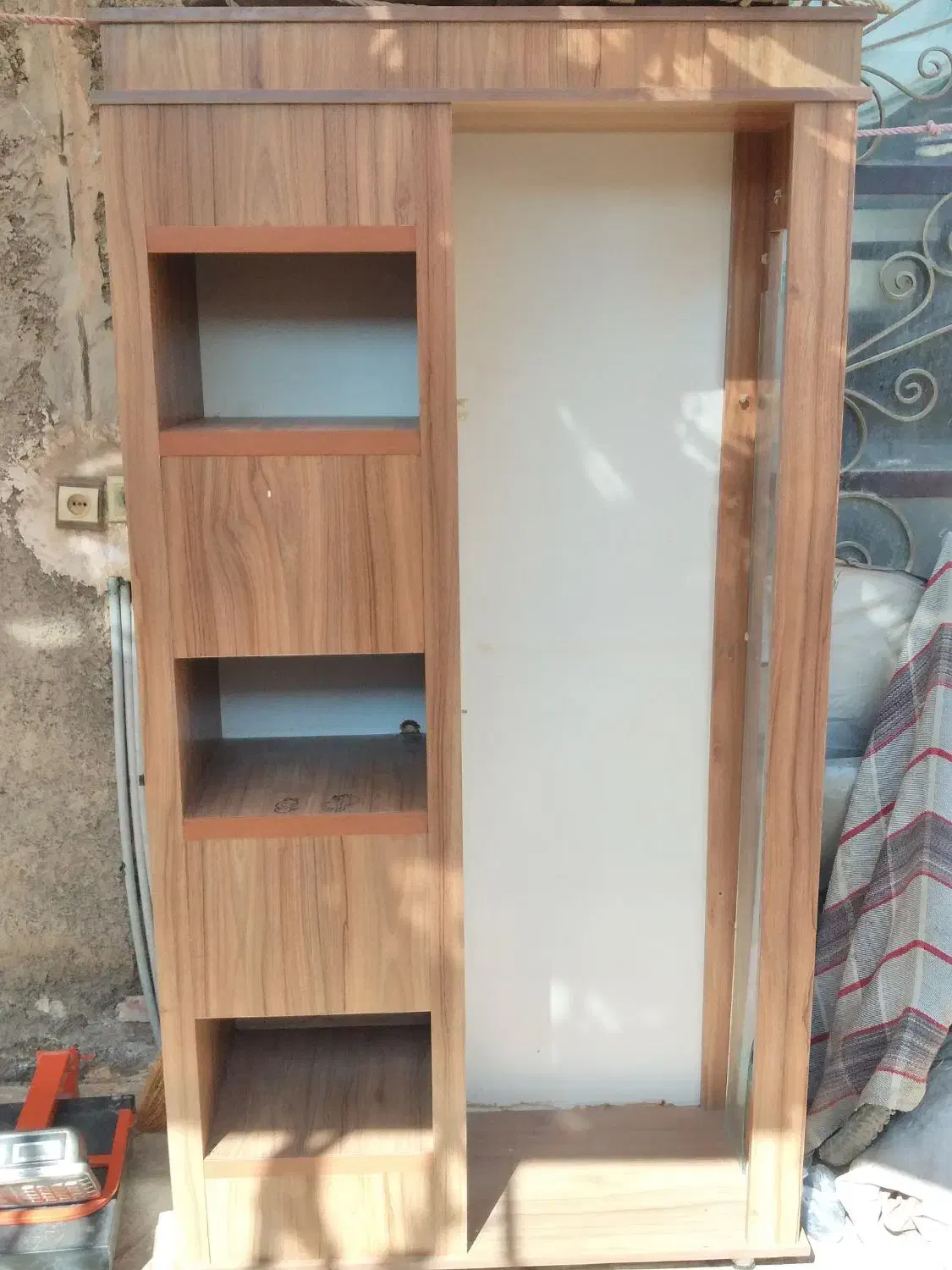 کمد|جاکفشی، کمد، دراور|نیشابور, رنج آباد|دیوار