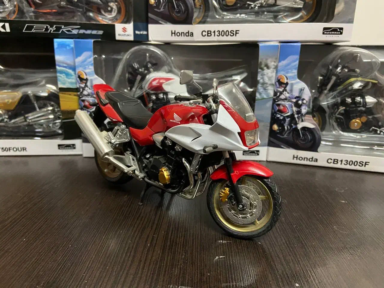 ماکت موتور|کلکسیون و سرگرمی|تهران, جردن|دیوار