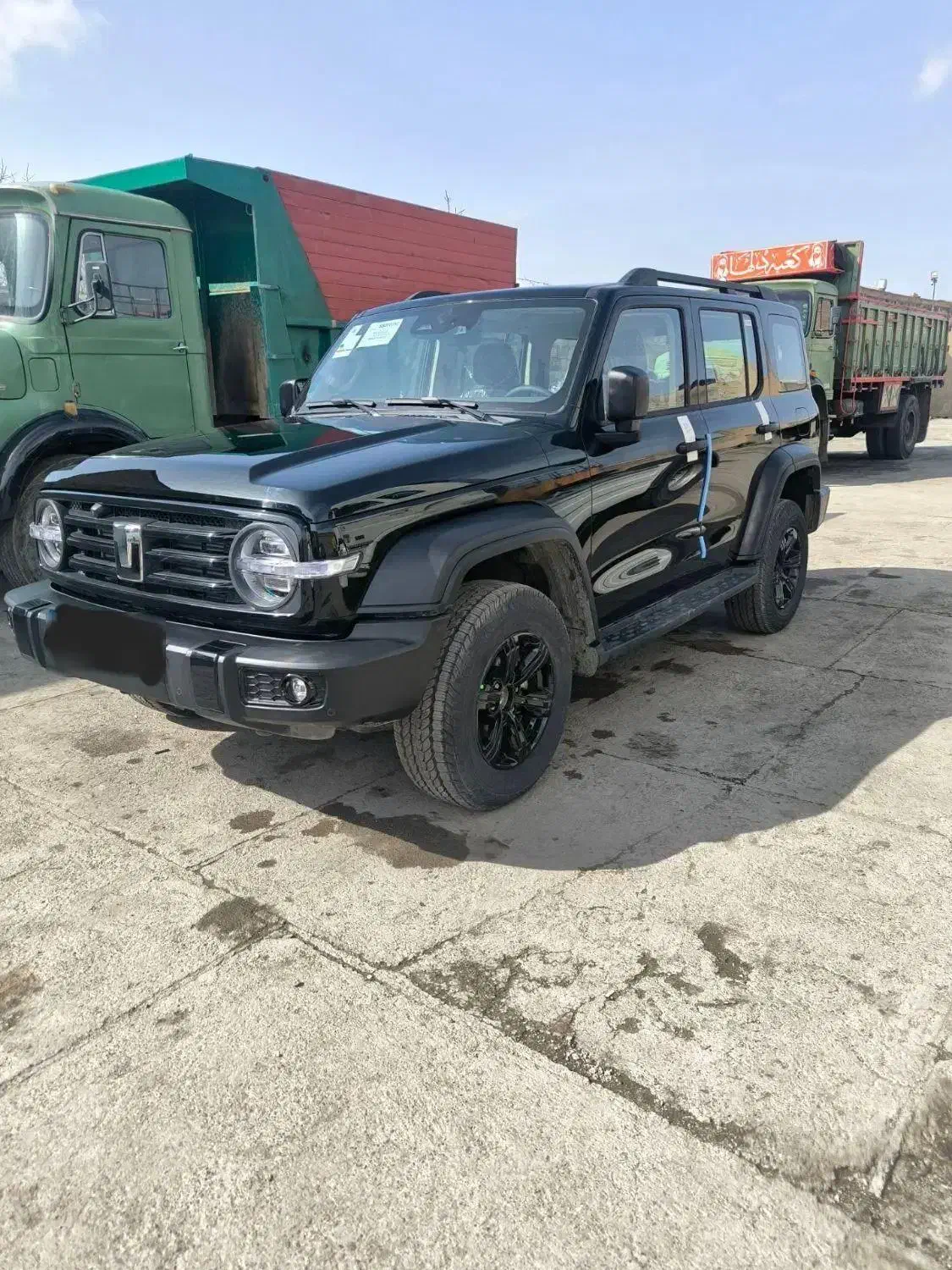 تانک ۳۰۰|خودرو کلاسیک|کرمانشاه, |دیوار