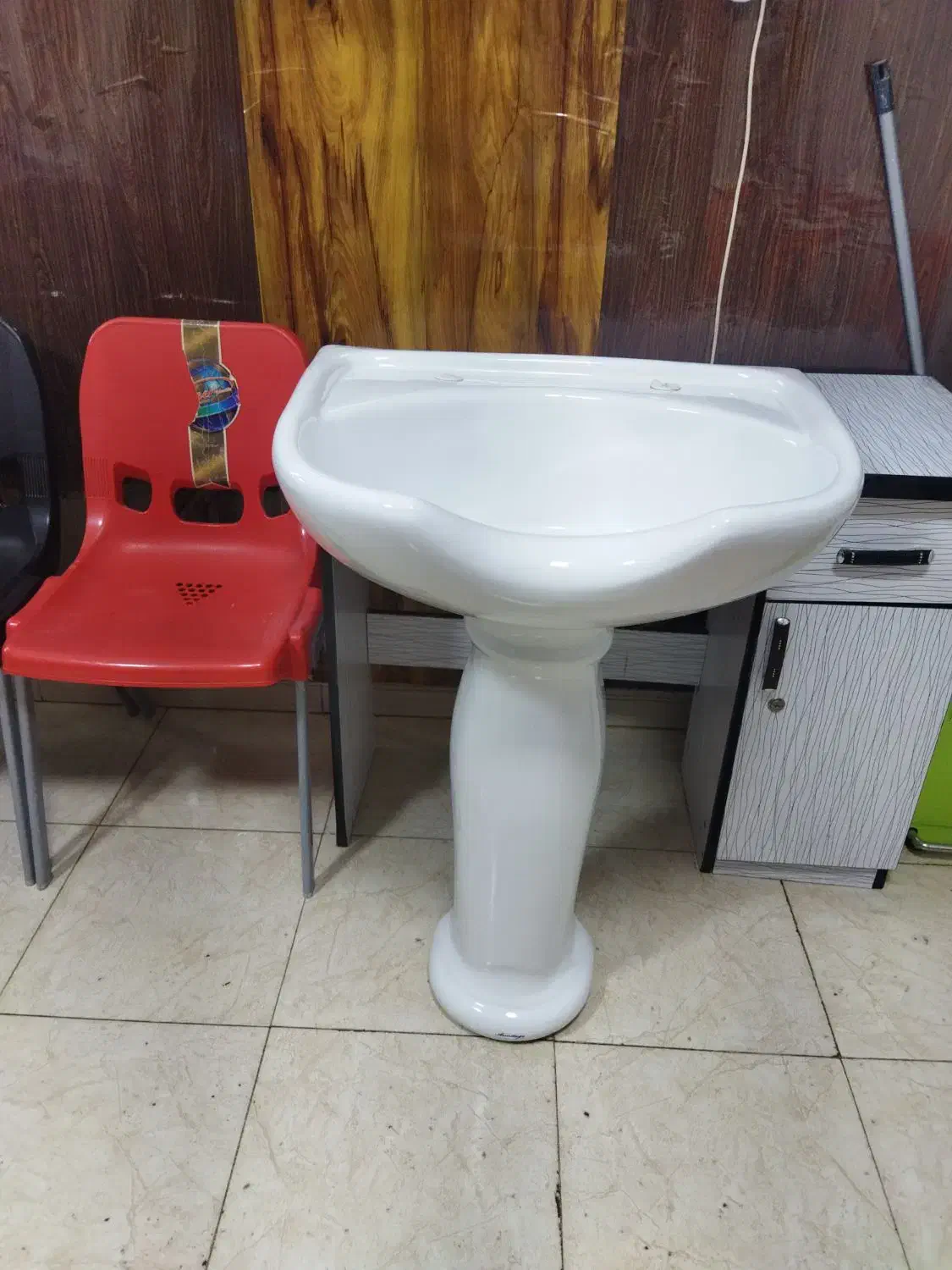 سرویس بهداشتی|آرایشگاه و سالن‌های زیبایی|کرمانشاه, |دیوار