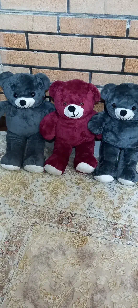 خرس عروسکی|اسباب‌بازی بچه|قم, زاویه|دیوار