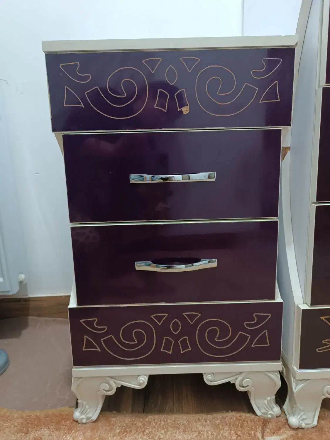 سرویس خواب|تخت و سرویس خواب|رباط‌کریم, رباط‌کریم|دیوار