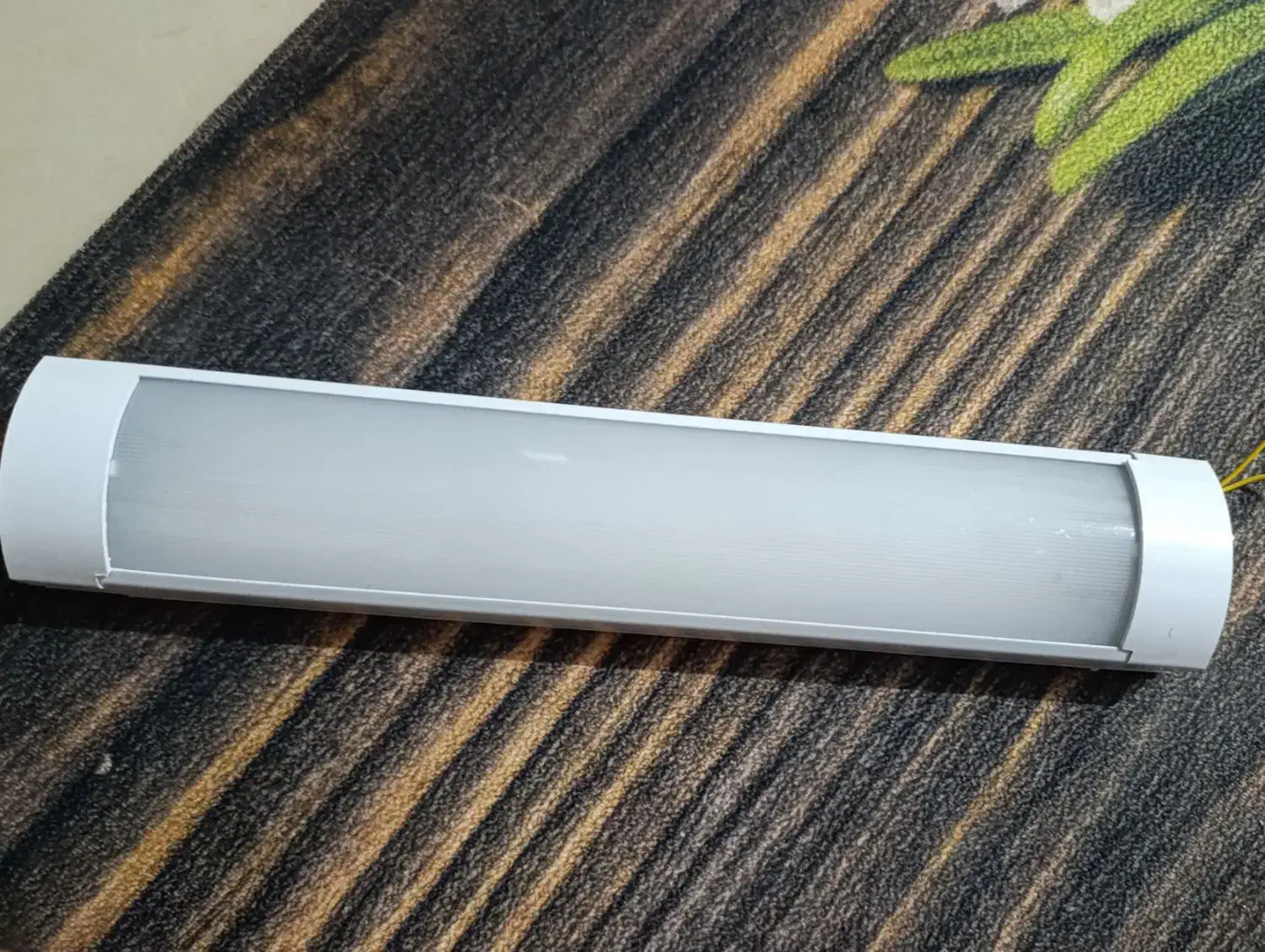 ال ای دی مهتابی داکتی|لامپ و چراغ|هشتگرد, شهرک ریحانه|دیوار