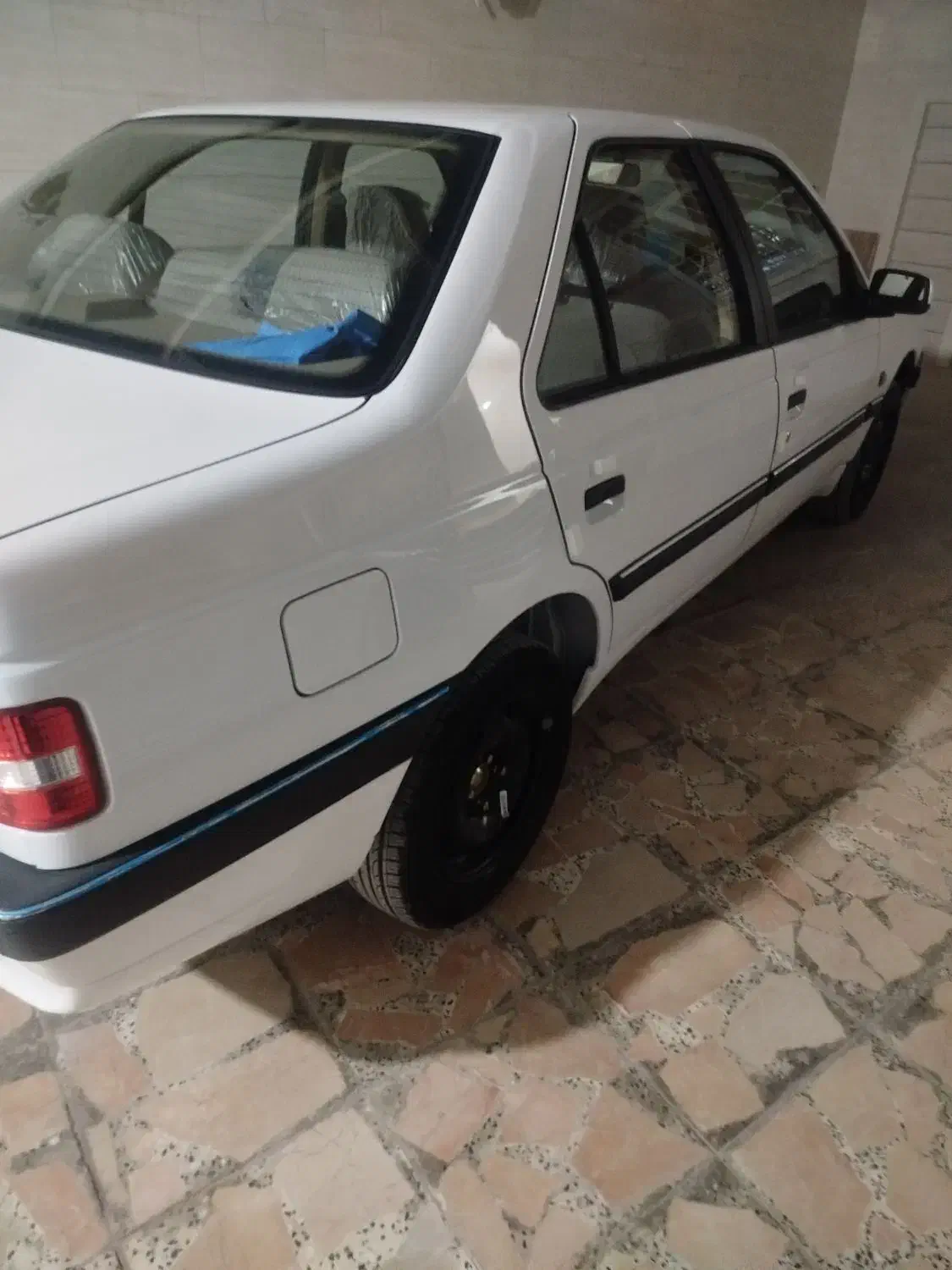 پژو 405 SLX موتورTU5، مدل ۱۳۹۷|خودرو سواری و وانت|شیراز, گل سرخ|دیوار